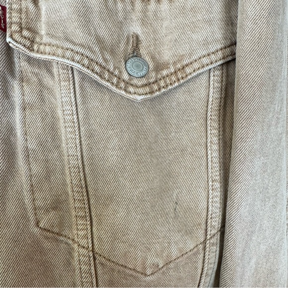 SOLD ON INSTA - Levi’s Denim Jacket - Picture 3 of 4